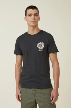 Cotton On Men Tbar Art T-Shirt