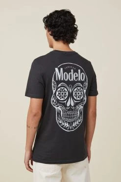 Alternative view of Cotton On Men Tbar Collab Pop Culture T-Shirt