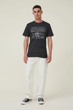 Alternative view of Cotton On Men Tbar Collab Music T-Shirt