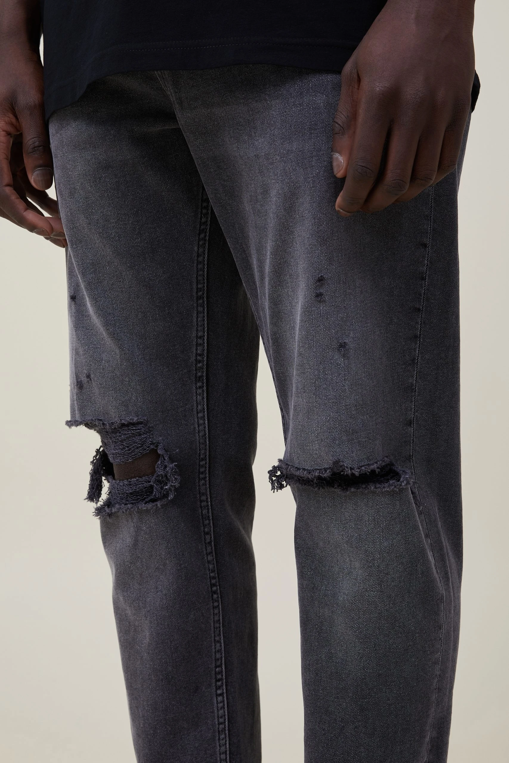 Cotton On Men Relaxed Tapered Jean 5 Cotton On Men Relaxed Tapered Jean - Image 5