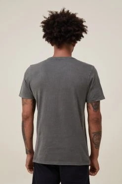 Cotton On Men Organic Regular Fit Crew T-Shirt 7 Cotton On Men Organic Regular Fit Crew T-Shirt -rivieraclothingco shop 3611220 25 3
