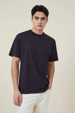 Cotton On Men Organic Loose Fit T-Shirt