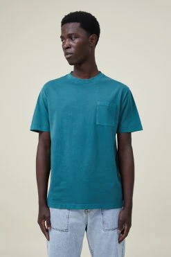 Cotton On Men Organic Loose Fit T-Shirt