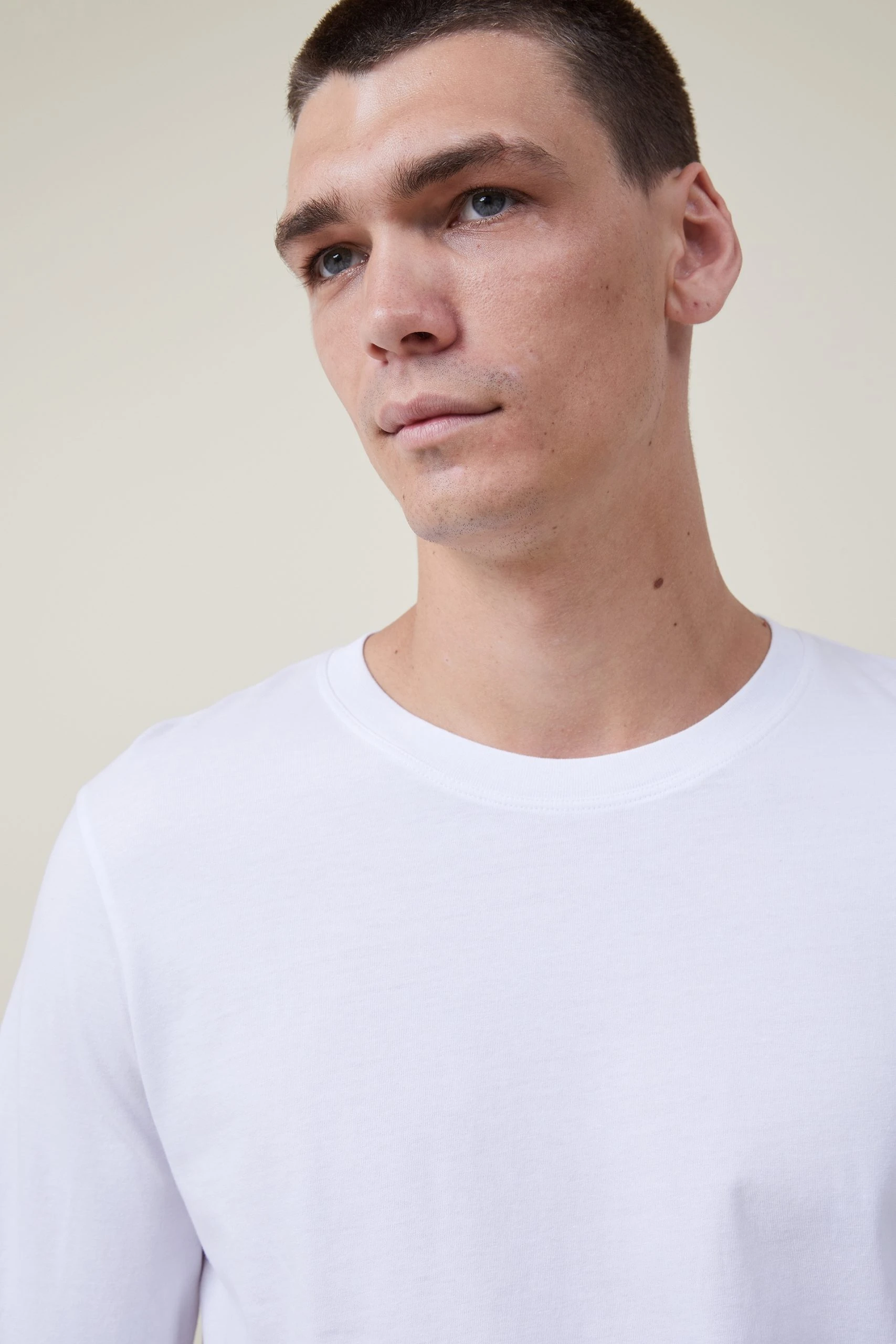 Cotton On Men Organic Long Sleeve T-Shirt 2 Cotton On Men Organic Long Sleeve T-Shirt - Image 2