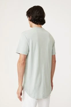 Cotton On Men Scooped Hem T-Shirt -rivieraclothingco shop 3611468 08 3
