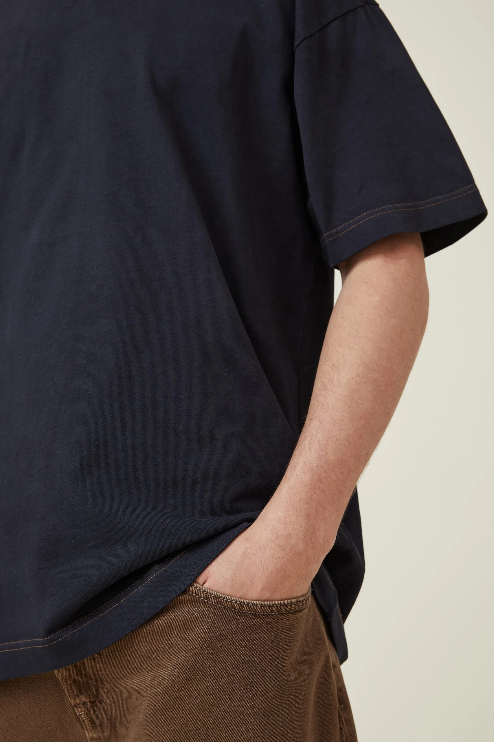 Cotton On Men Heavy Weight T-Shirt 4 Cotton On Men Heavy Weight T-Shirt - Image 4