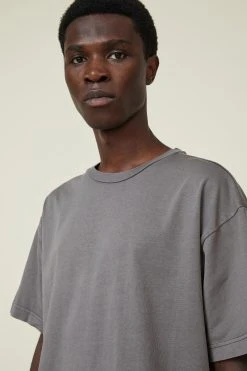 Cotton On Men Heavy Weight T-Shirt 8 Cotton On Men Heavy Weight T-Shirt -rivieraclothingco shop 3611849 58 4