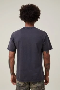 Cotton On Men Premium Loose Fit Art T-Shirt -rivieraclothingco shop 3611991 49 3