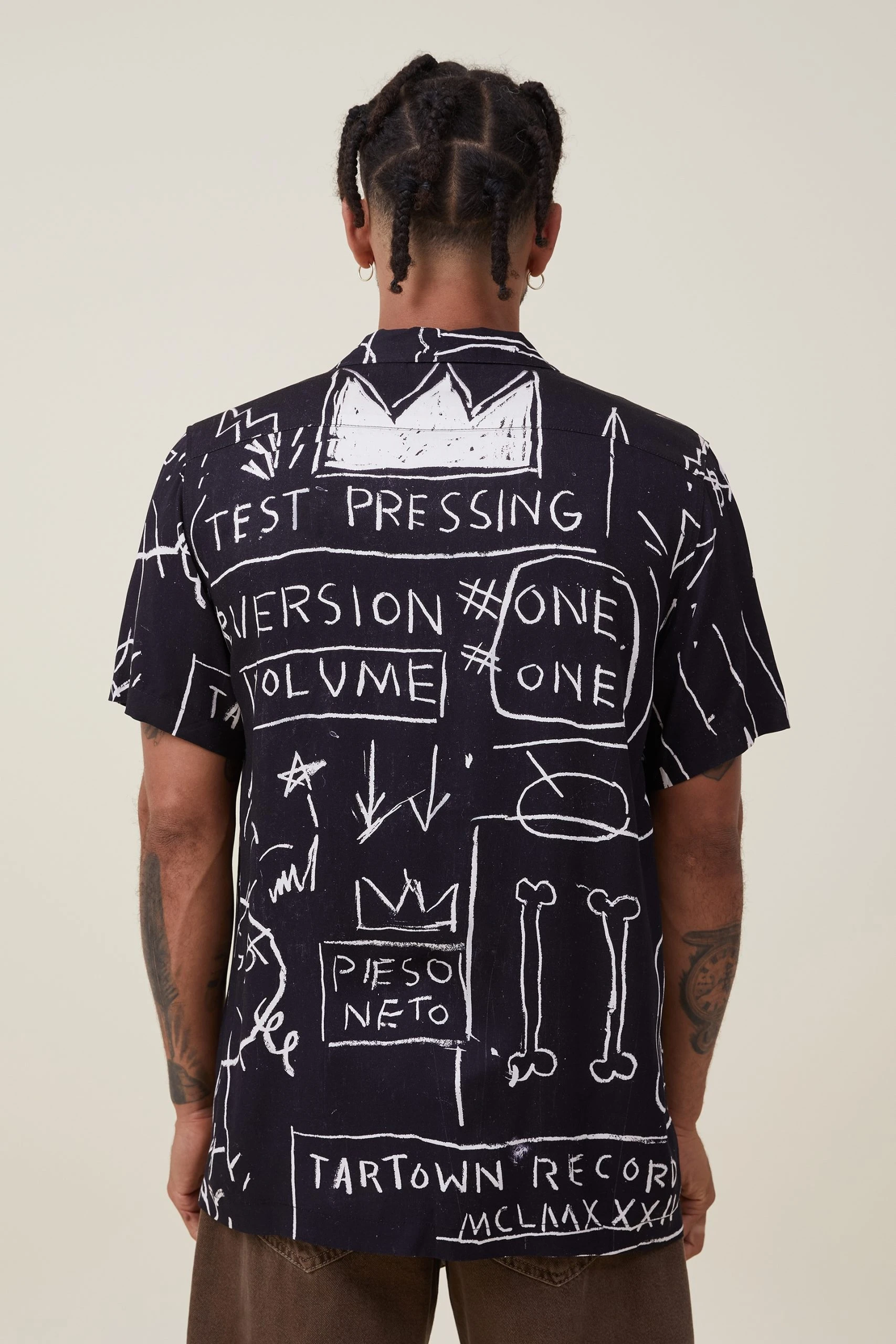 Cotton On Men Basquiat Short Sleeve Shirt - Image 3