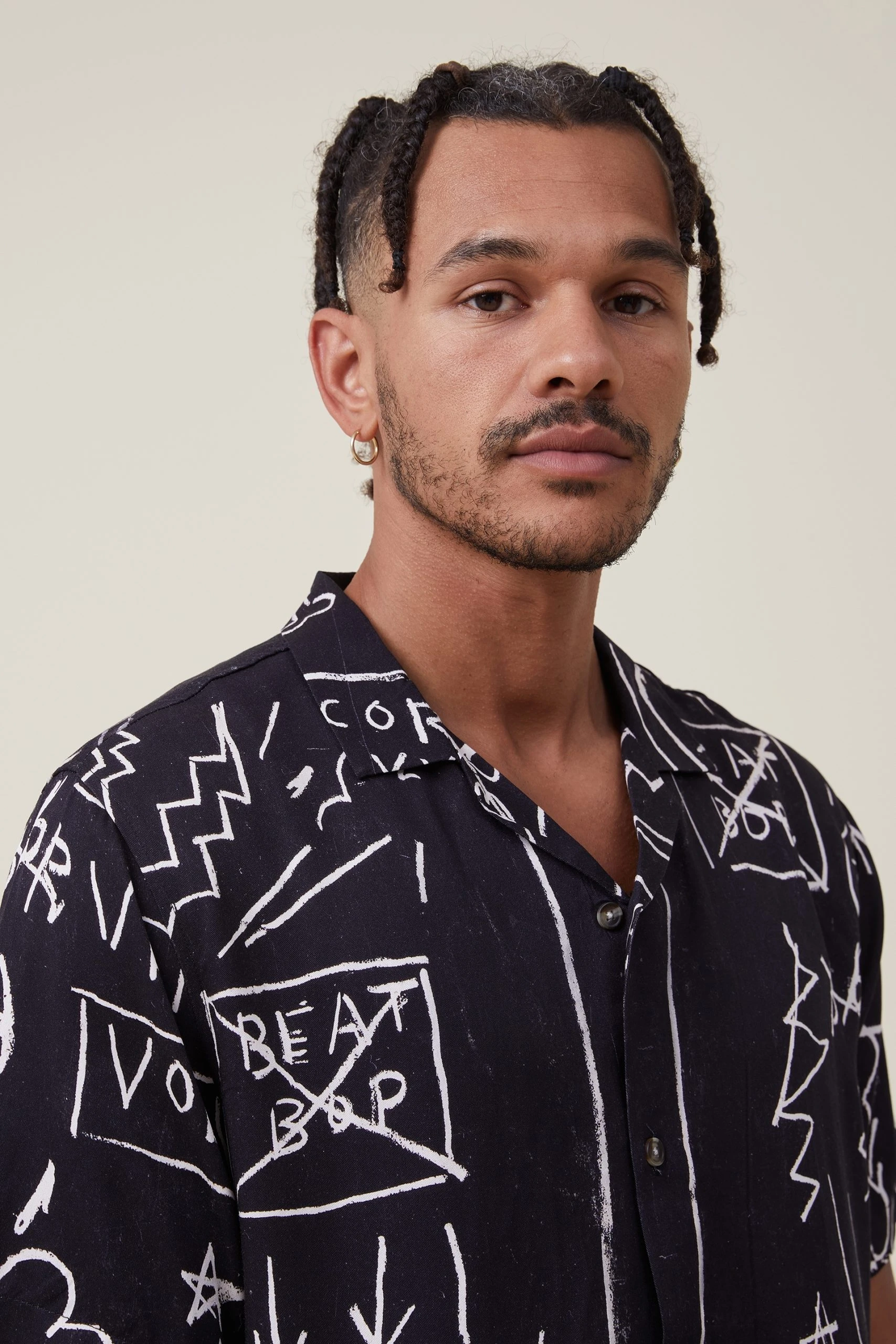 Cotton On Men Basquiat Short Sleeve Shirt - Image 4