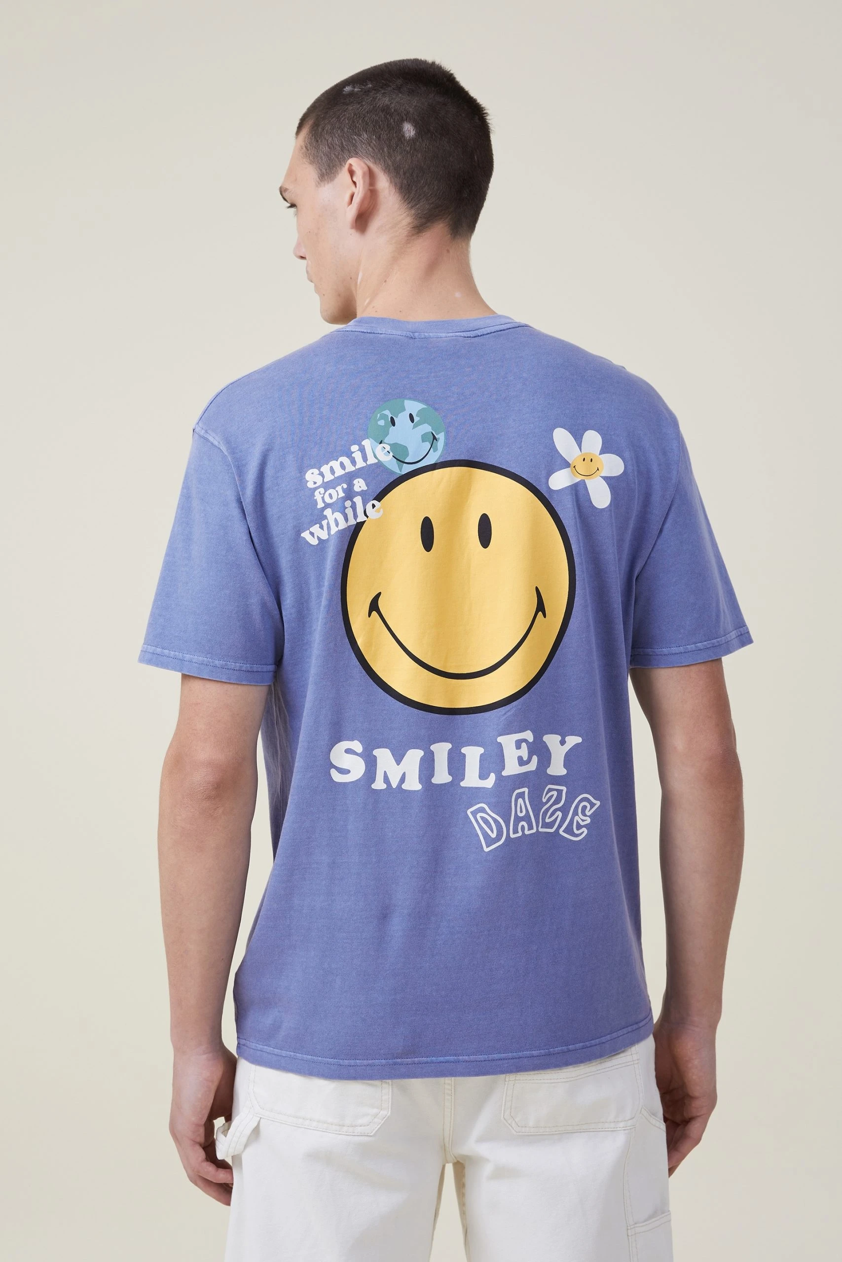 Cotton On Men Smiley Loose Fit T-Shirt 1 Cotton On Men Smiley Loose Fit T-Shirt