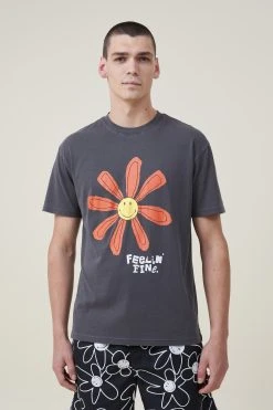 Cotton On Men Smiley Loose Fit T-Shirt