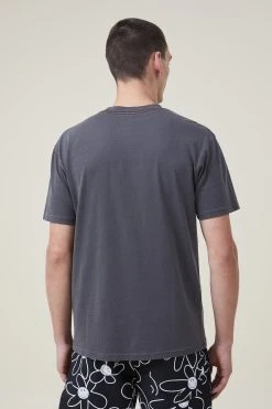 Cotton On Men Smiley Loose Fit T-Shirt -rivieraclothingco shop 3612043 05 3