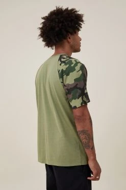 Cotton On Men Loose Fit Raglan T-Shirt 7 Cotton On Men Loose Fit Raglan T-Shirt -rivieraclothingco shop 3612079 06 3