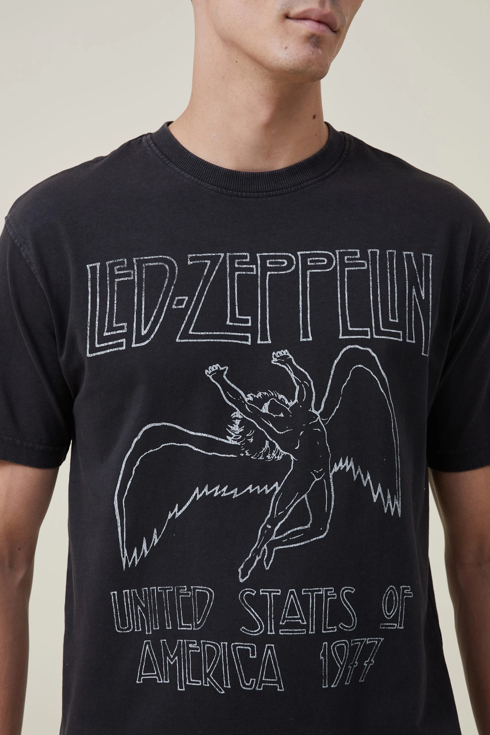 Cotton On Men Premium Loose Fit Music T-Shirt 4 Cotton On Men Premium Loose Fit Music T-Shirt - Image 4
