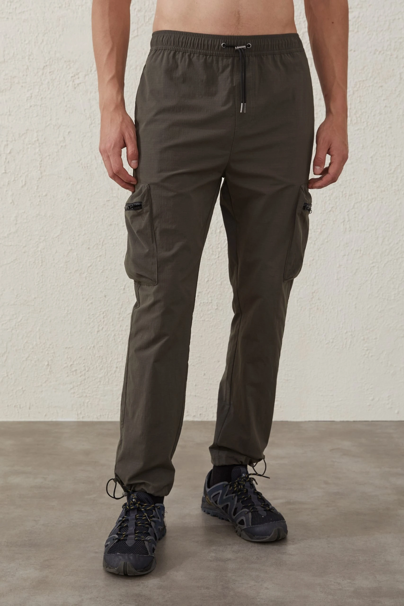 Cotton On Men Active Hyperlite Cargo - Image 2
